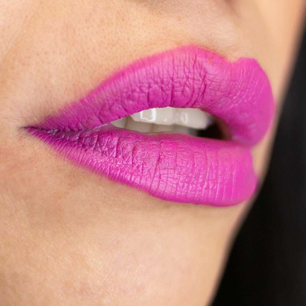 Lorin Kissproof Velvet Matte Lip #104 (Magenta) - Image 2