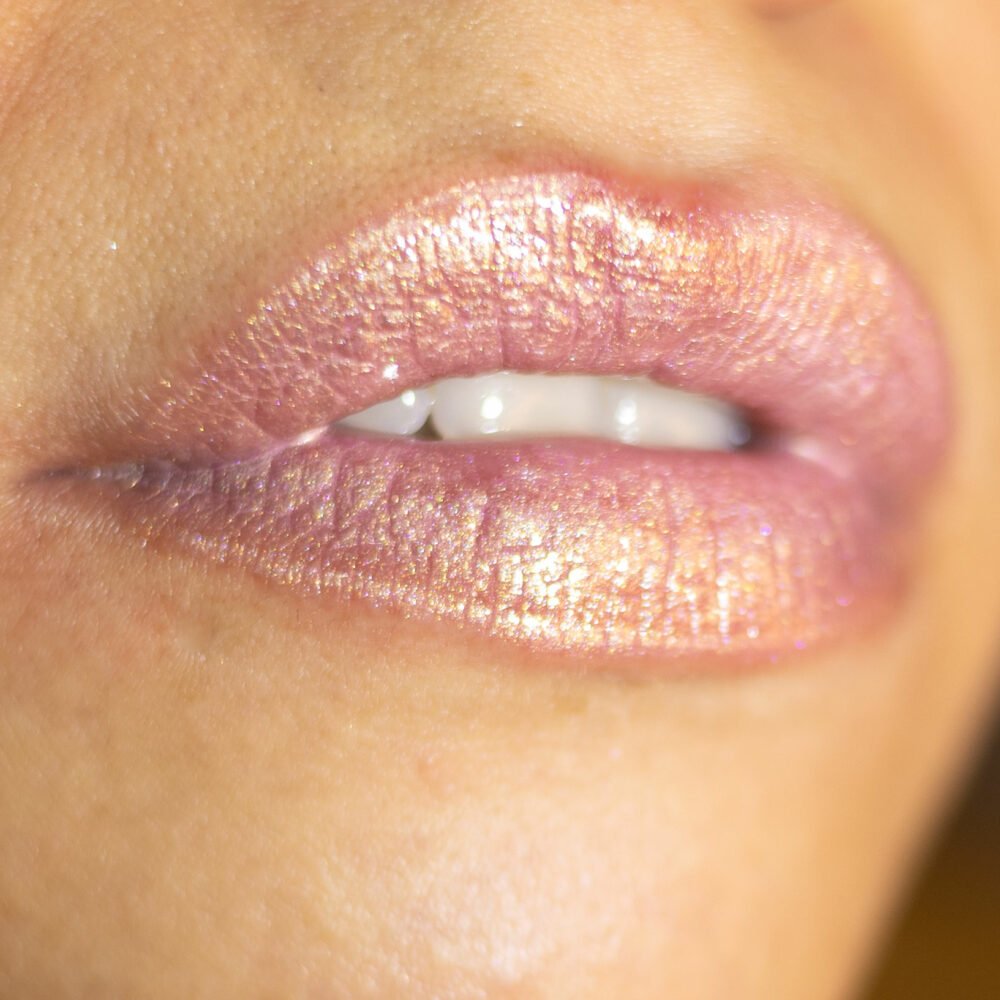 Lorin Shine Bomb Lipgloss #710 (Gold Effect)